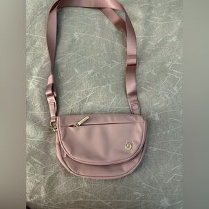 Lululemon crossbody